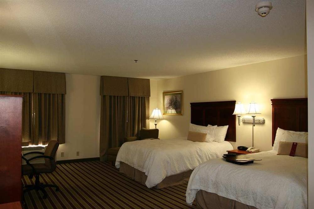 Hampton Inn & Suites Dayton-Vandalia Murlin Heights Habitación foto